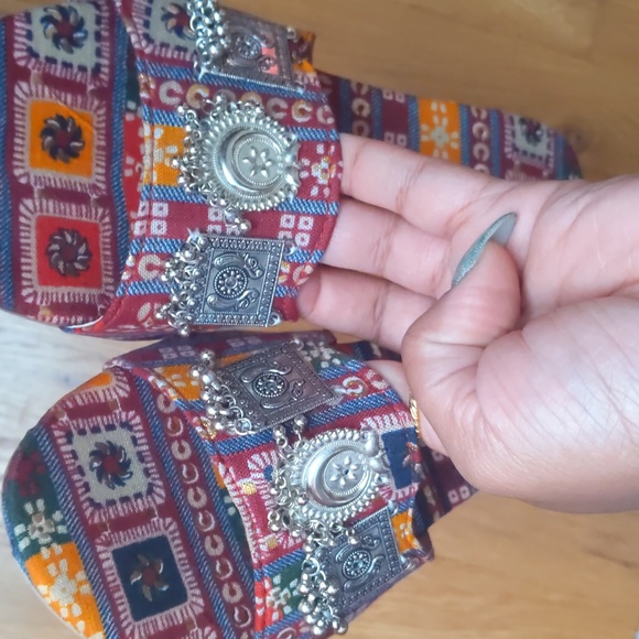 Indian/Pakistani Ethnic sandal heels 10M - Picture 8 of 9